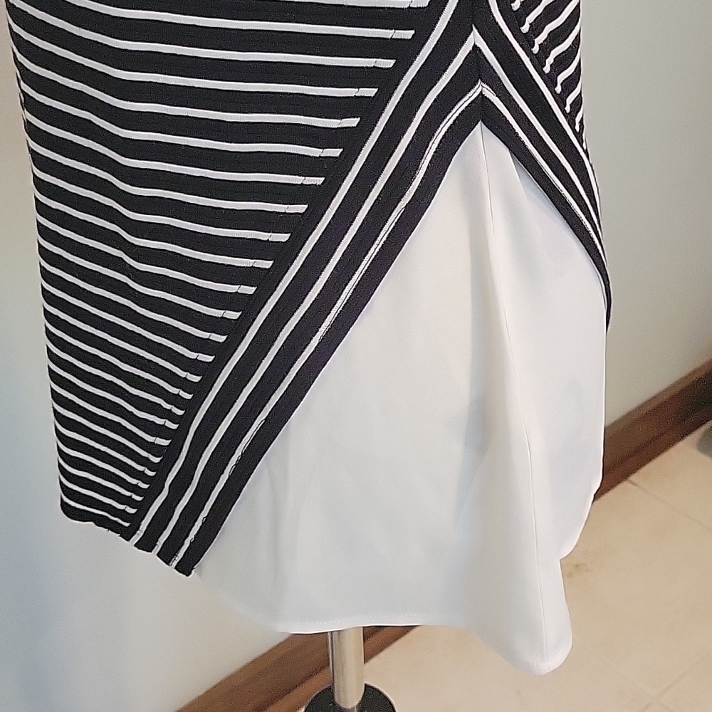 WHBM Sleeveless Black & White Striped Top S - Picture 7 of 9